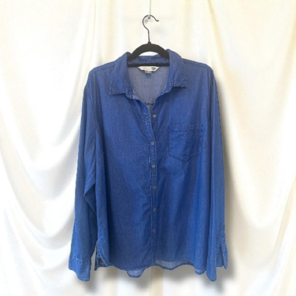Old Navy Tops - Old Navy Old Navy Denim Blue Button-Down Shirt